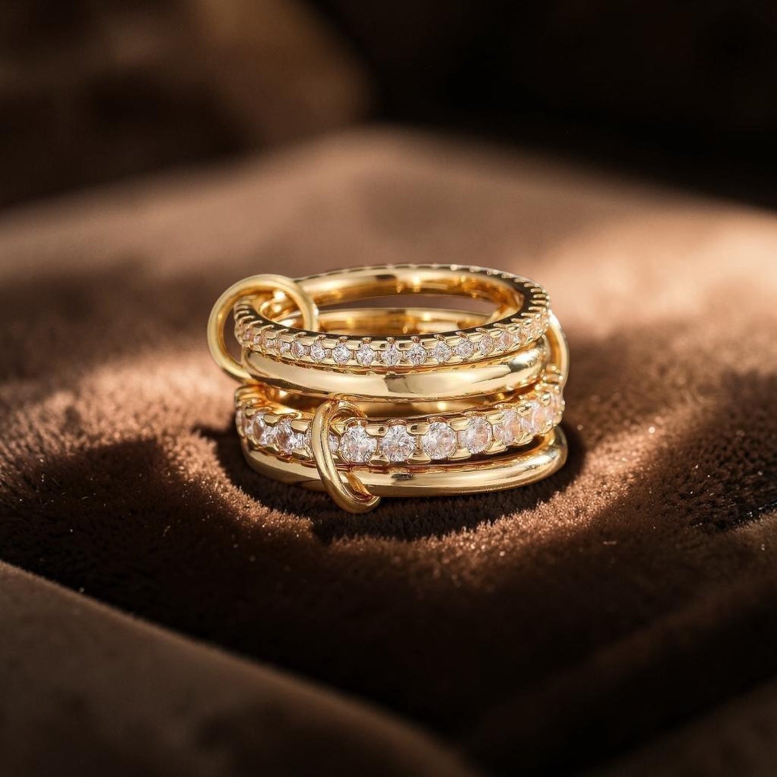 ✨ Luxury Gold-Plated Crystal Ring ✨
