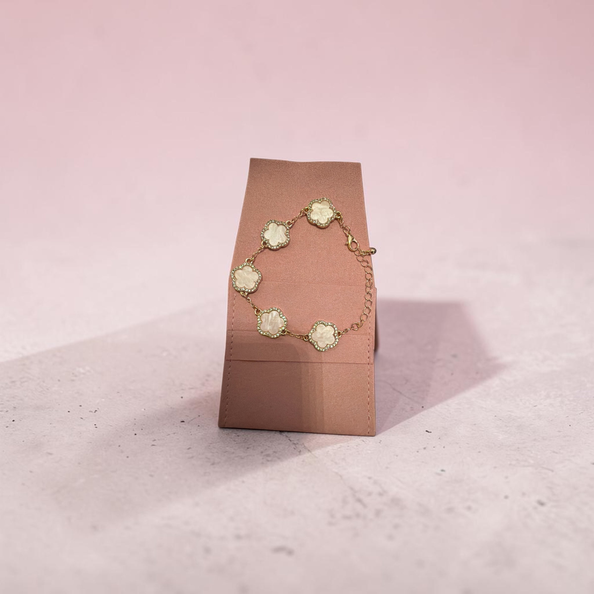 ✨ Perlmutt-Blüten Armband ✨